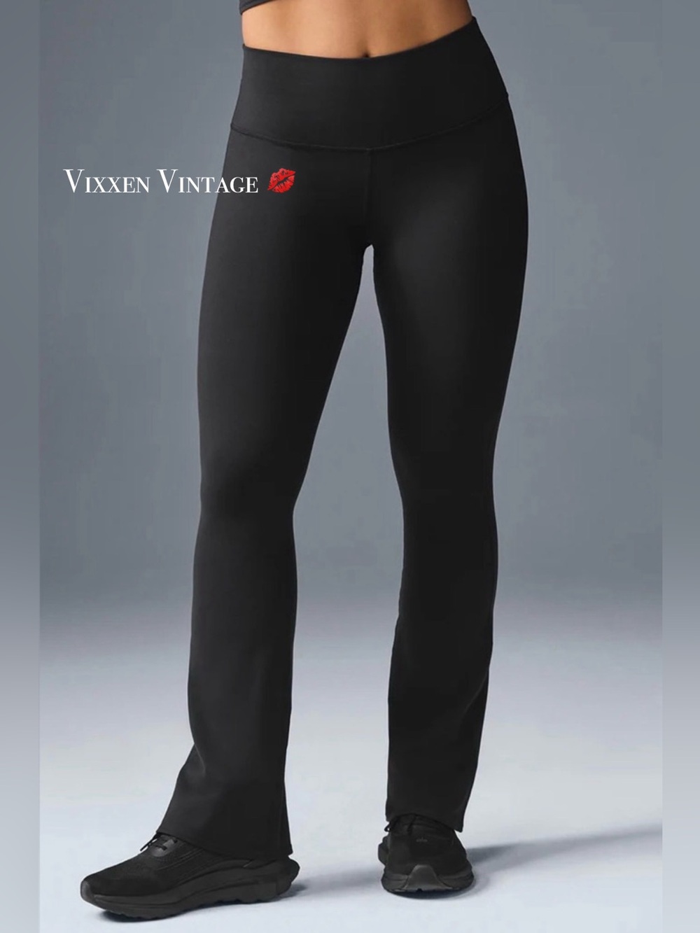 ALO 'AIRBRUSH HIGH WAIST BOOTCUT LEGGINGS FULL 33"' IN BLACK